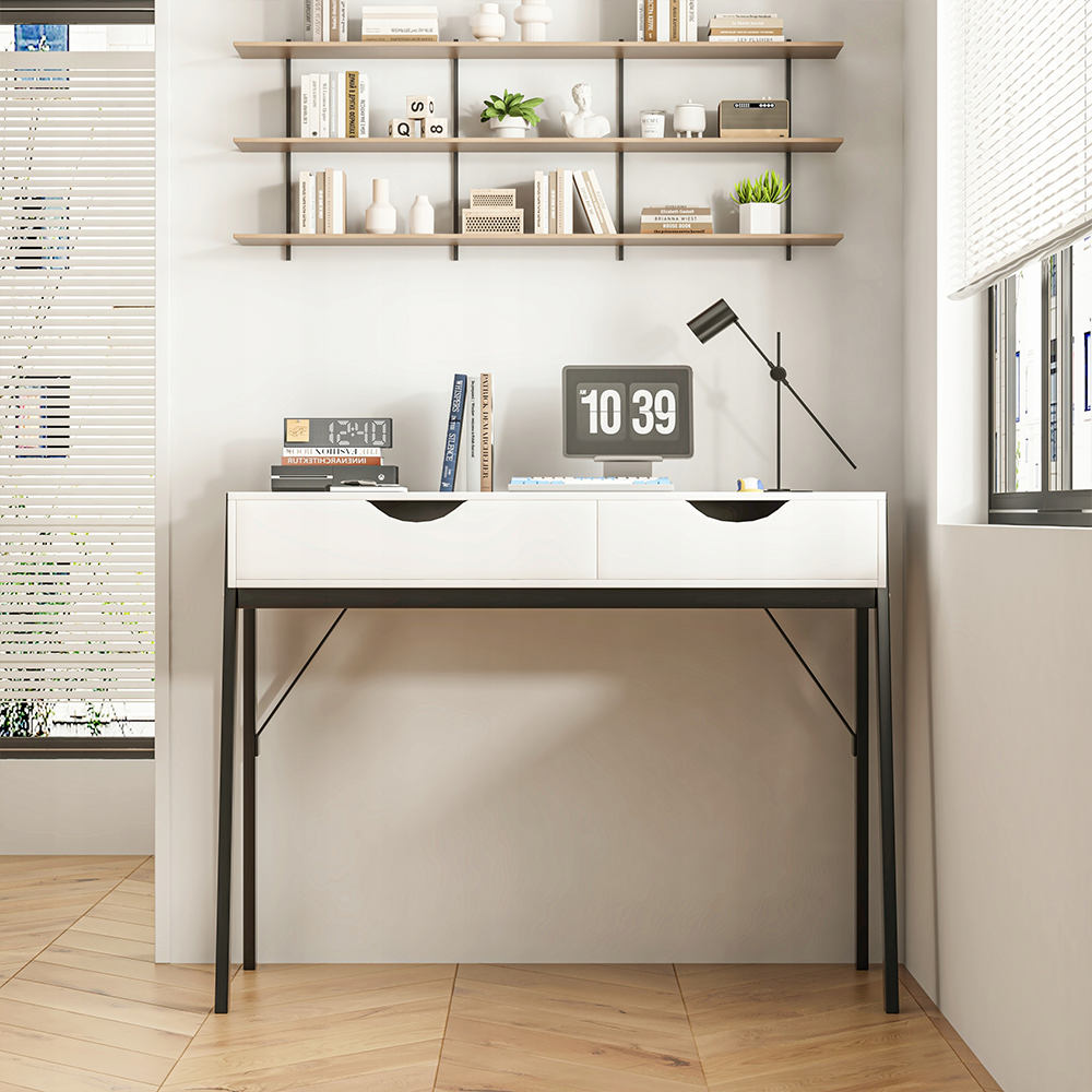 Matt fehér modern íróasztal fiókokkal és fekete fém lábakkal – 80x40x90 cm