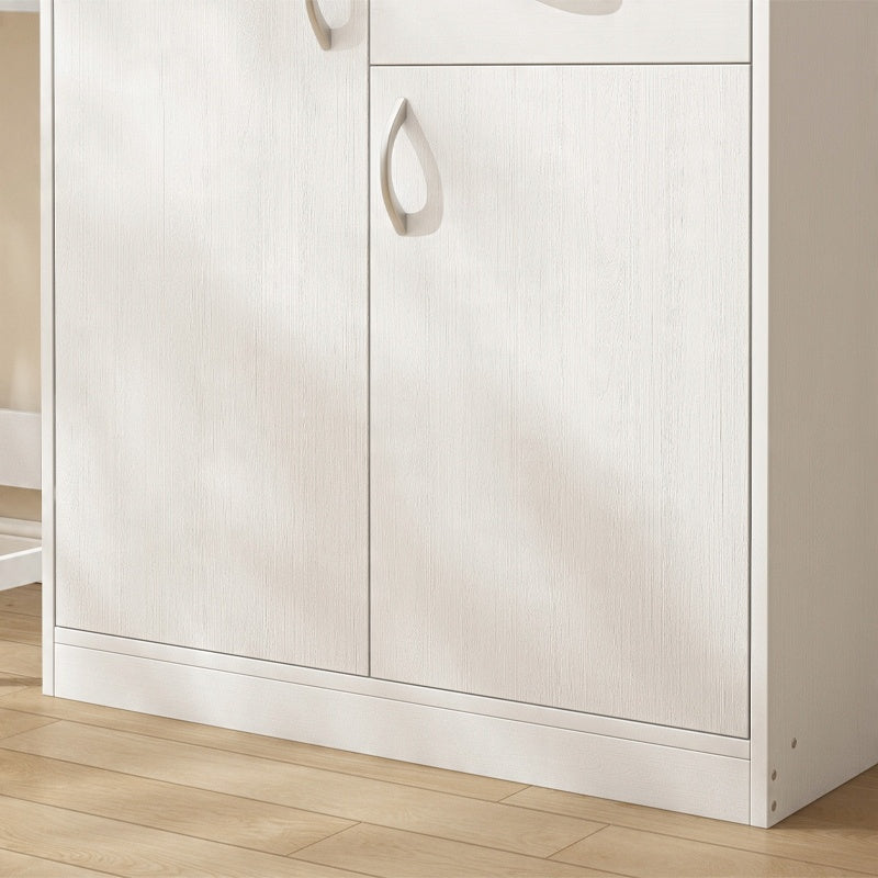 Modern komód fiókokkal és polcokkal loft stílusban fehér szekrény ajtóval 74 cm