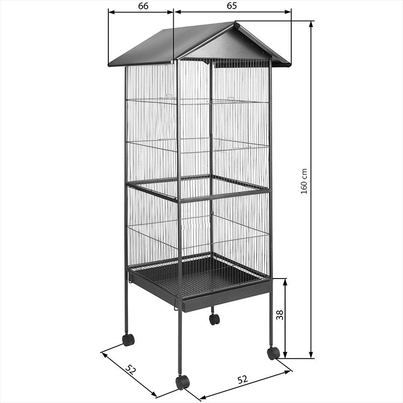 Nagy madárház egzotikus madarak számára
