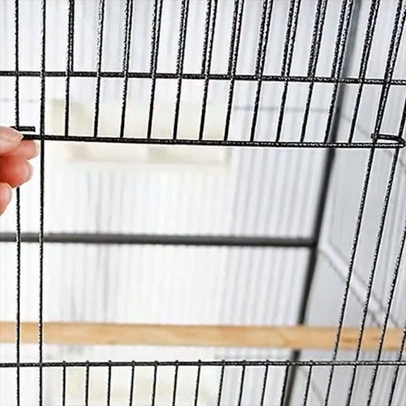 Nagy madárház egzotikus madarak számára