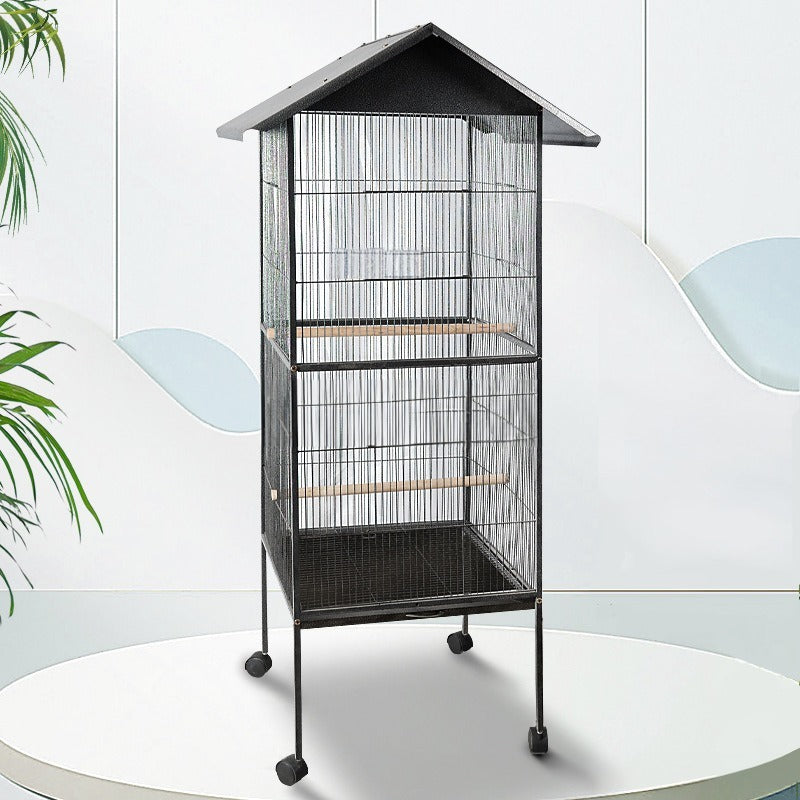 Nagy madárház egzotikus madarak számára