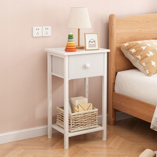 Fehér éjjeliszekrény 38x61x28 cm – Skandináv stílus fiókkal és polccal, MDF