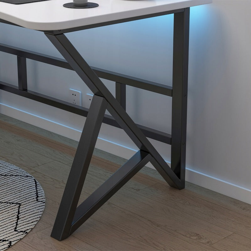 Fehér, modern számítógépes íróasztal játékosoknak, loft stílusú, nagy, 120 cm