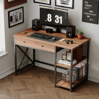 Világosbarna Ipari Loft Számítógépasztal Fiókokkal és Polcokkal 120cm