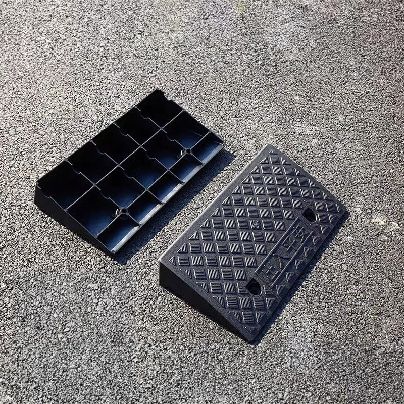 Fekete 11 cm-es járműbeálló rámpa