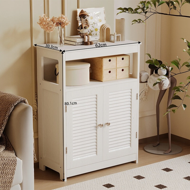 Fürdőszobaszekrény polccal, skandináv loft stílusú, fehér