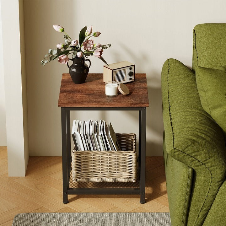 Négyszögletes oldalsó asztal polccal, retro vintage loft stílusban, 55 cm